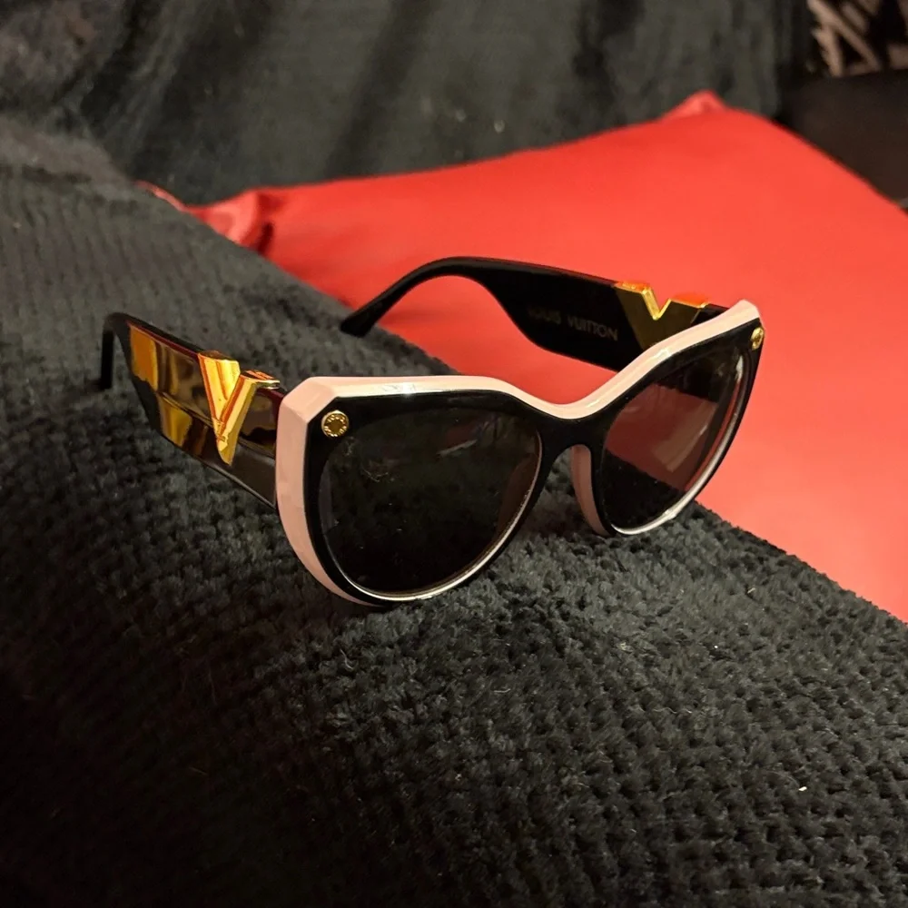 Louis Vuitton My Fair Lady Sunglasses, 100% AUTHENTIC!! - Picture 1 of 16